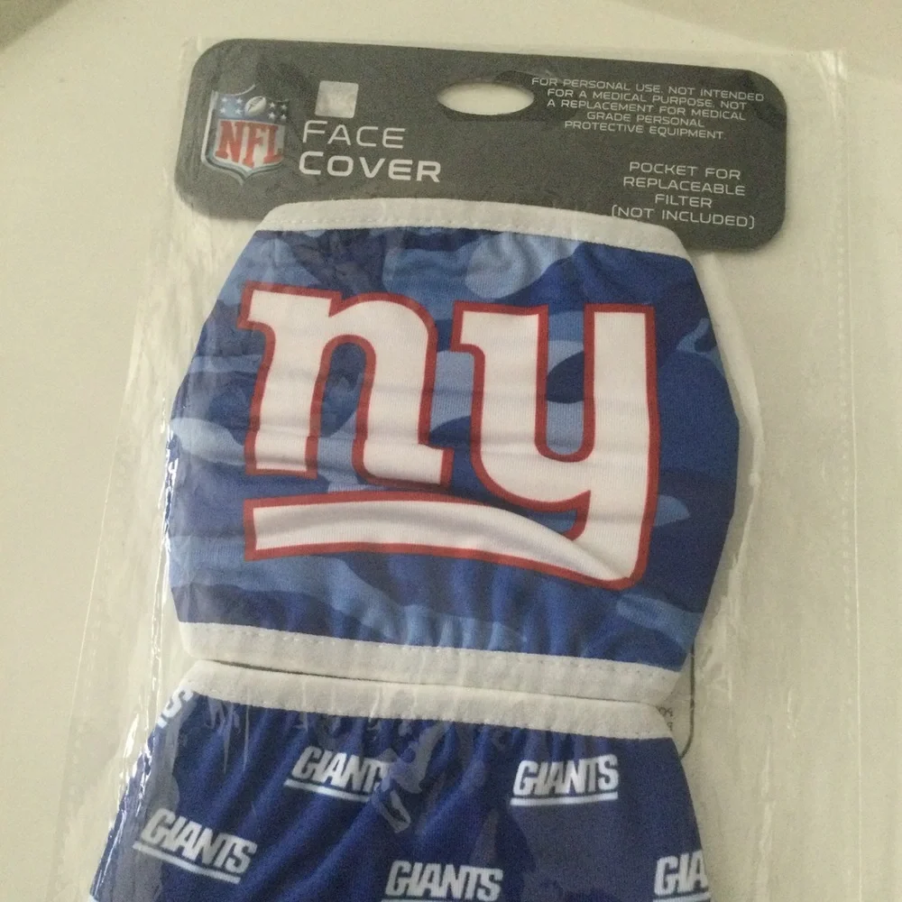 FOCO NFL NEW YORK GIANTS CLUTCH 2 pack FACE MASKS UNISEX ADULT NWT
